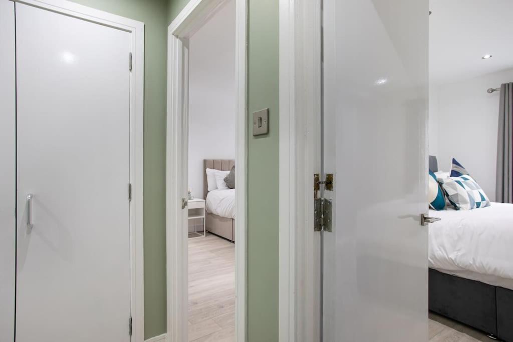 Fabulous Modern Luxury Apartment Sleeps 6- Parking Belfast Extérieur photo