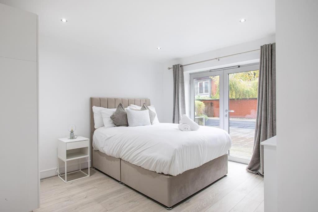 Fabulous Modern Luxury Apartment Sleeps 6- Parking Belfast Extérieur photo